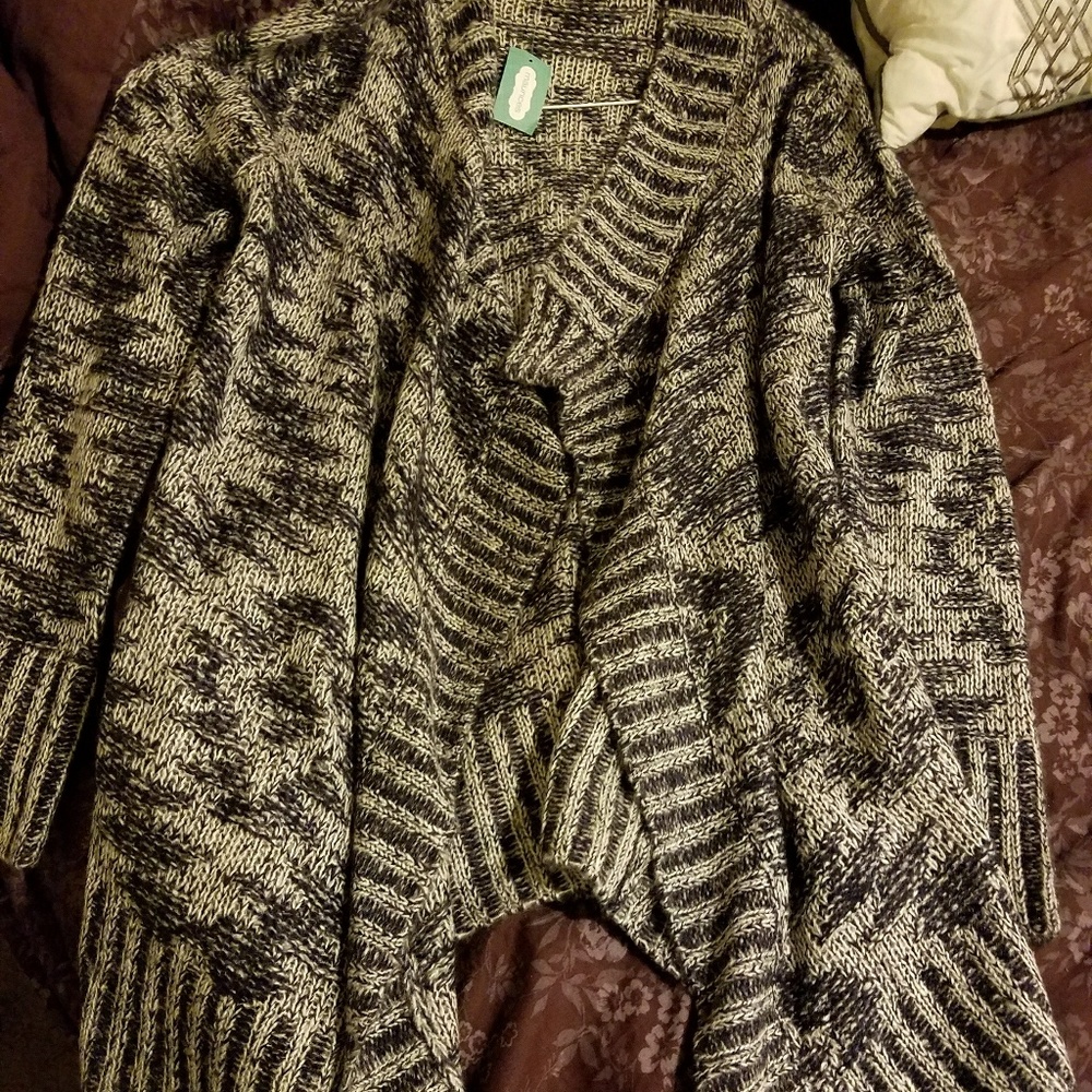 Maurice open sweater NWT